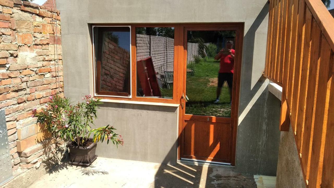 Ubytovani Dagmar Podivin Exterior foto